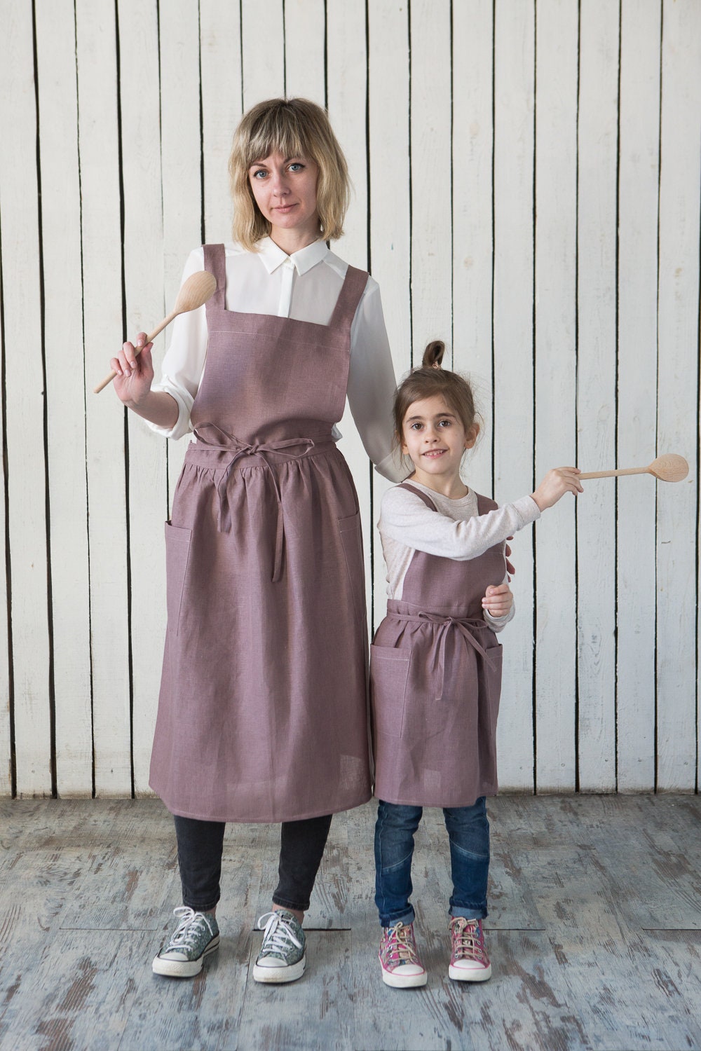 Cross-Back Linen Apron for Women