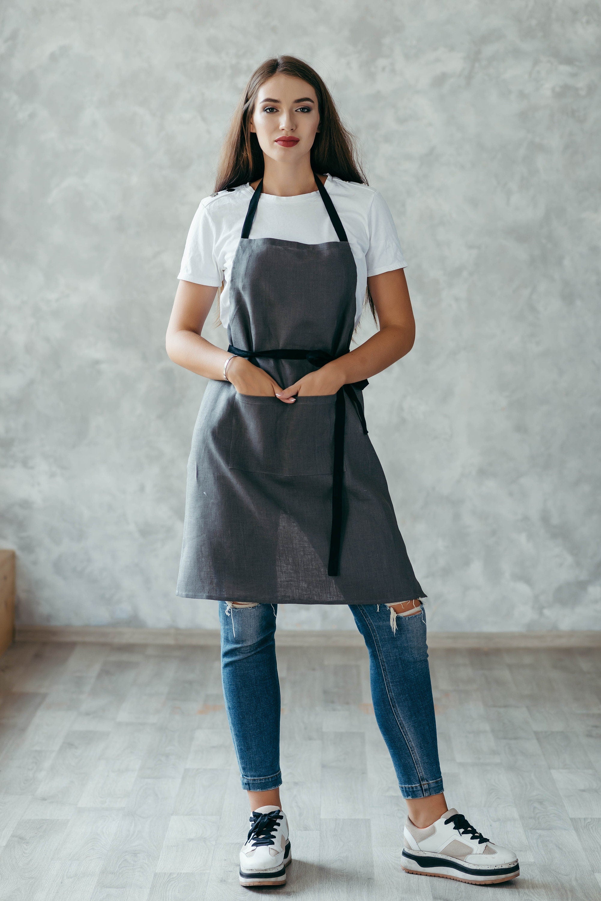 Minimalist Unisex Linen Aprons with Pockets