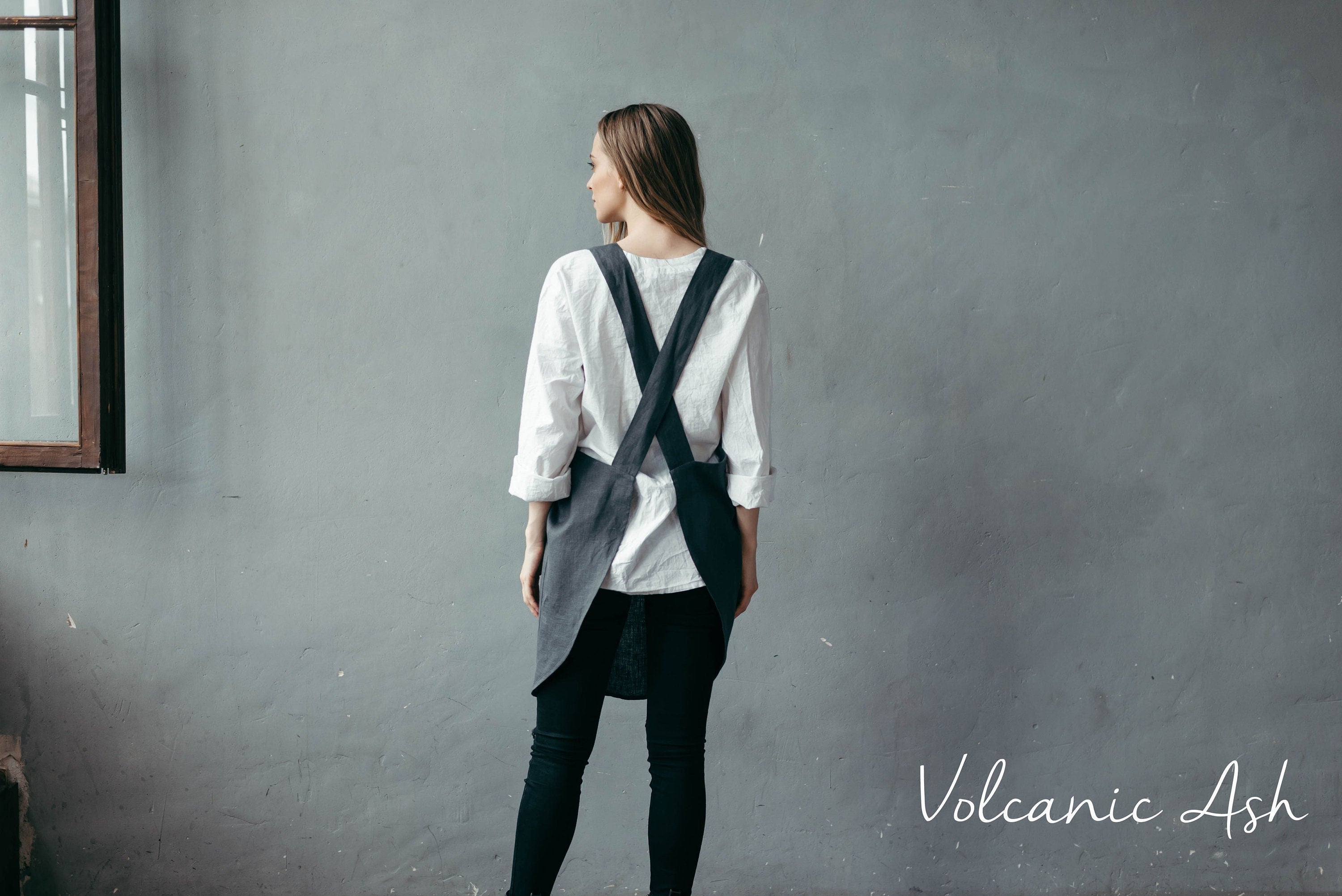 Short Linen Crossover Pinafore Apron