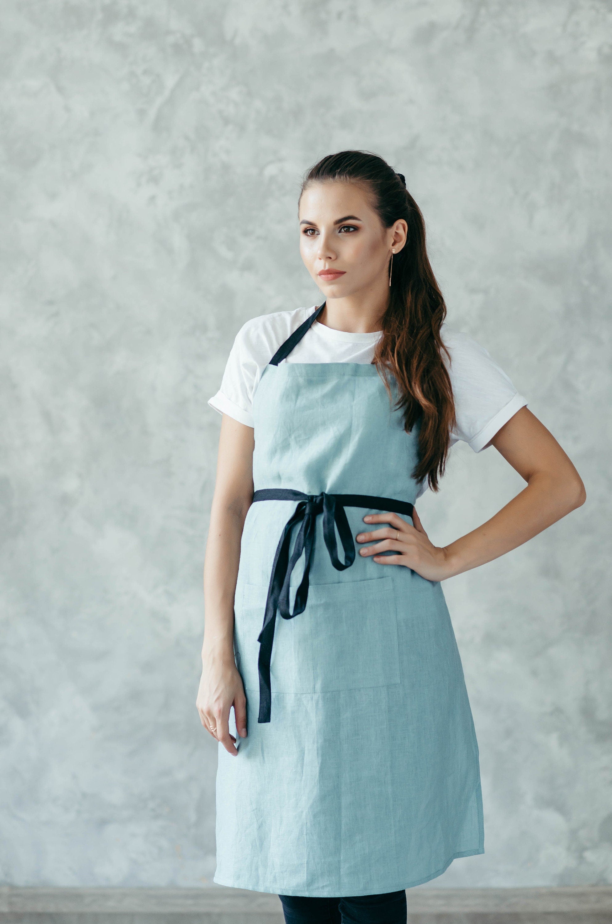 Minimalist Unisex Linen Aprons with Pockets