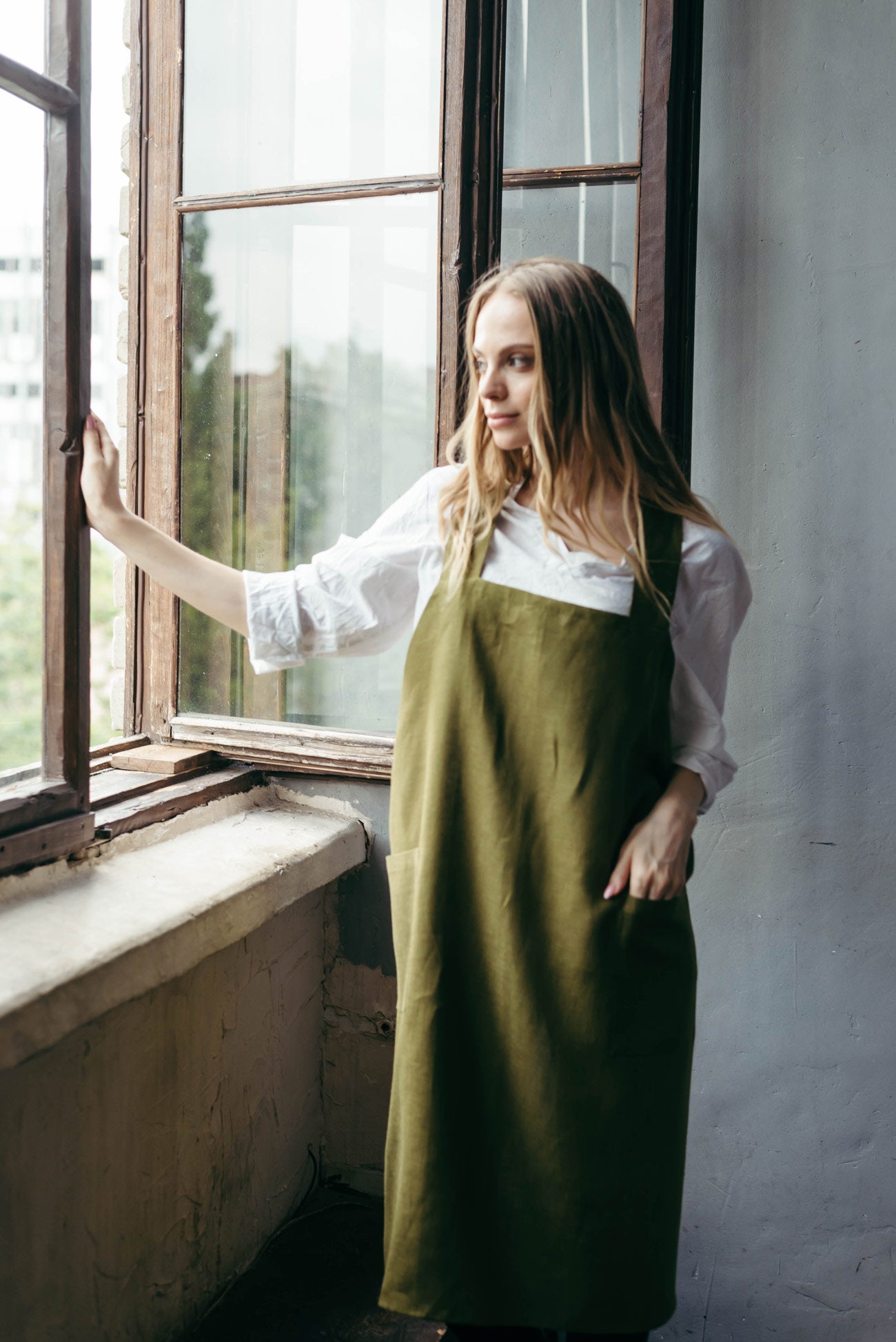 No-Tie Linen Apron | Pinafore Apron