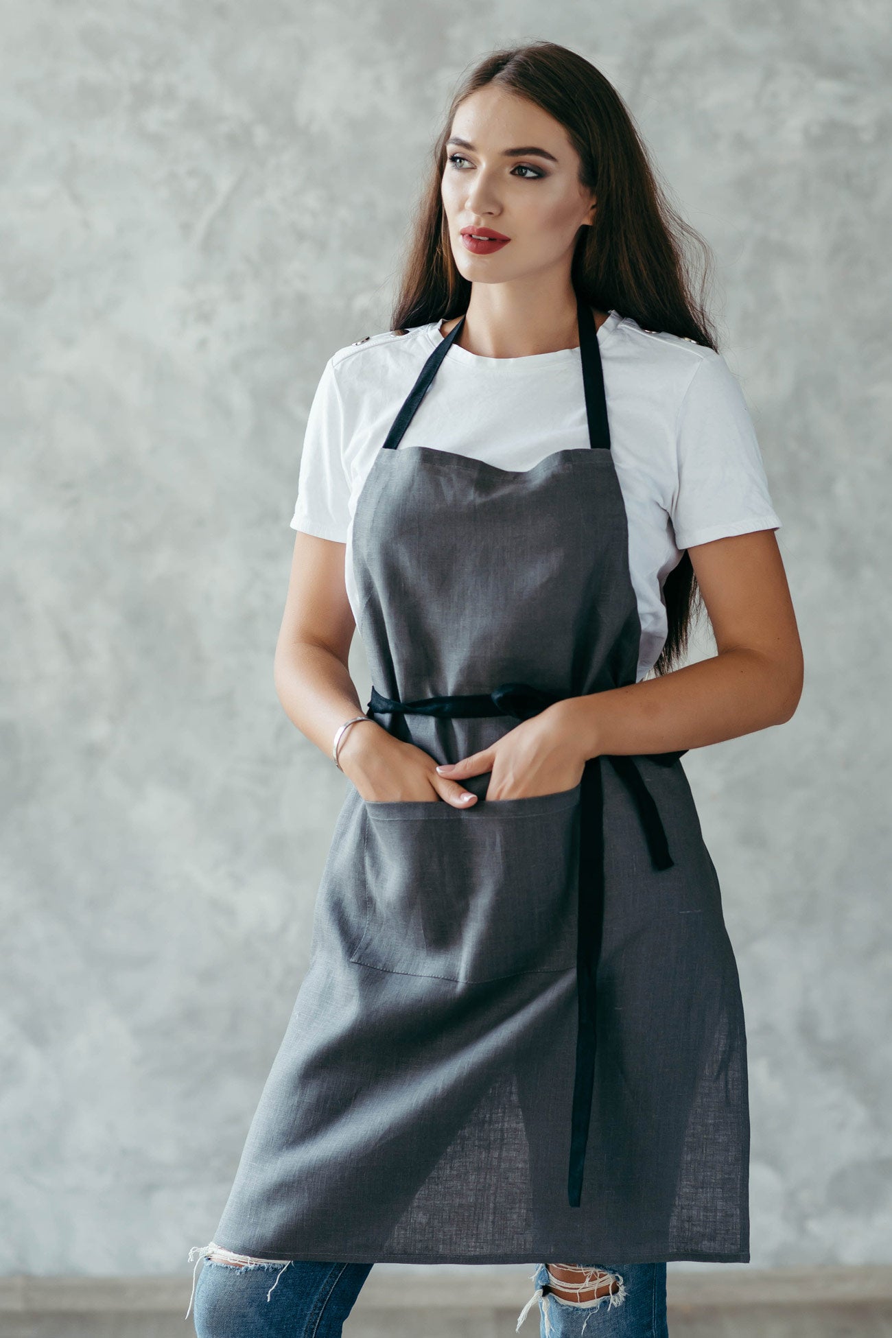 Minimalist Unisex Linen Aprons with Pockets