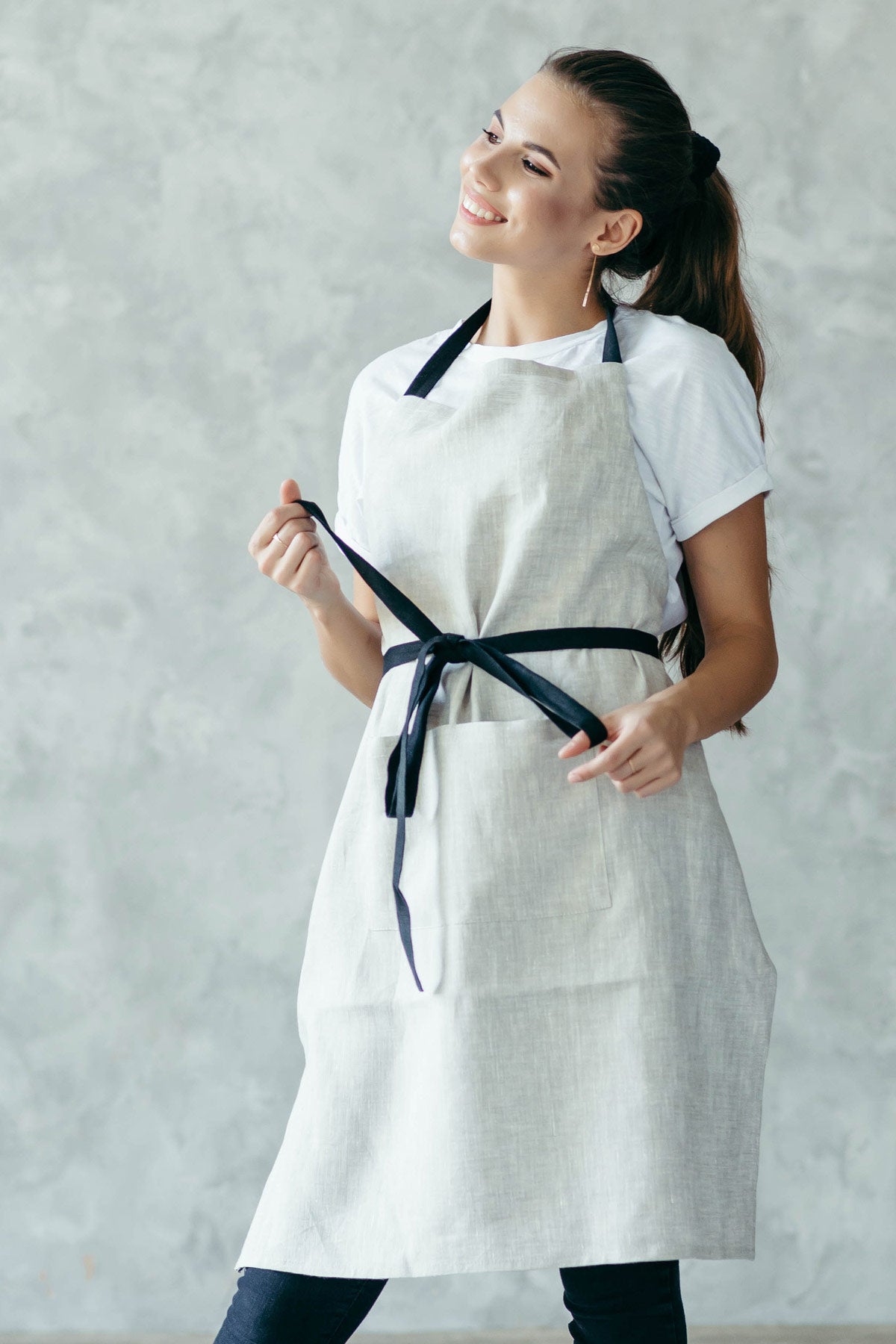 Minimalist Unisex Linen Aprons with Pockets