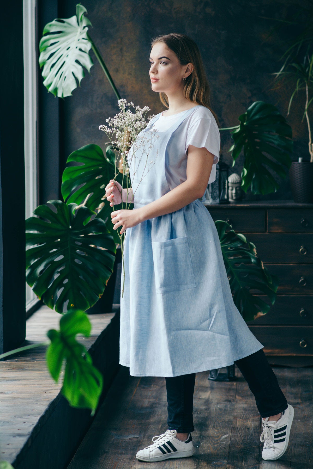 Cross-Back Linen Apron for Women