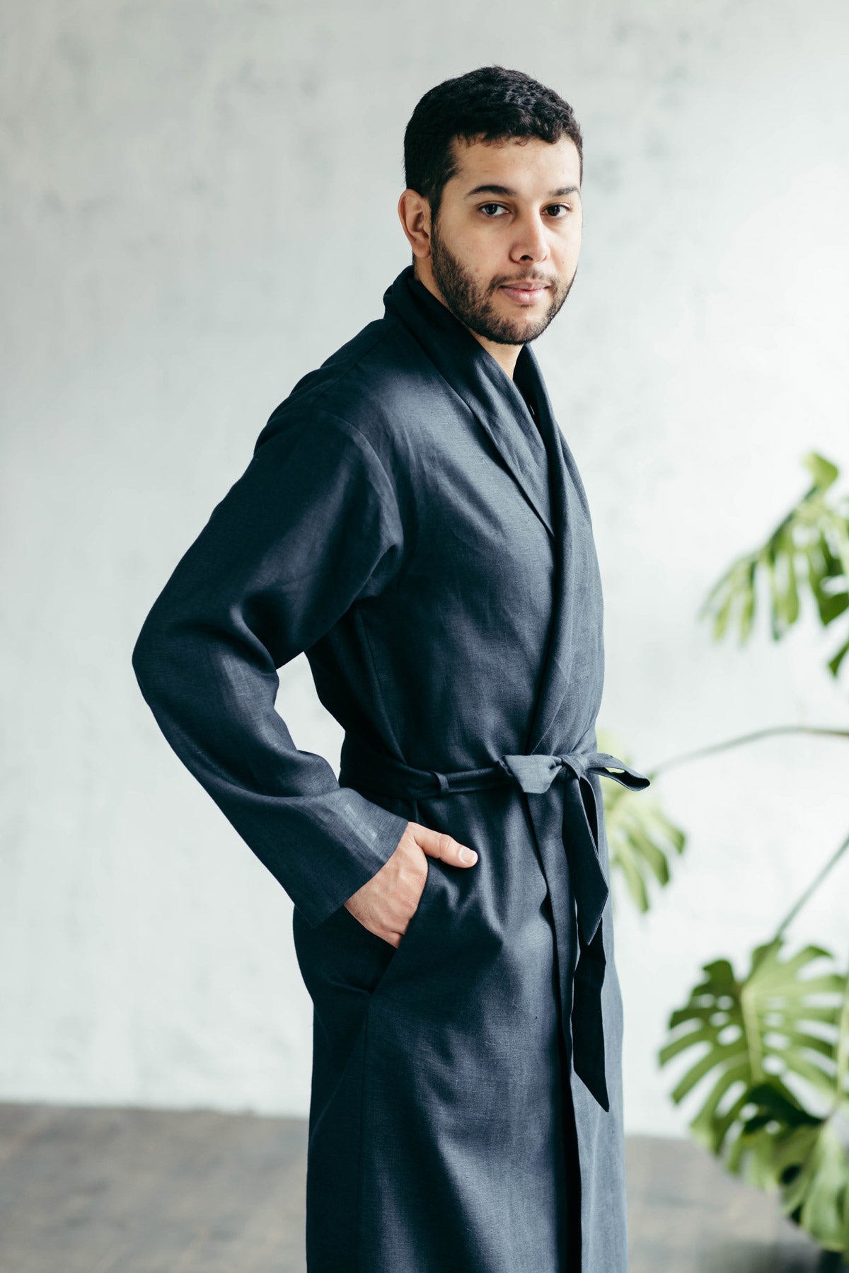 Classic Men’s Linen Robe | Navy