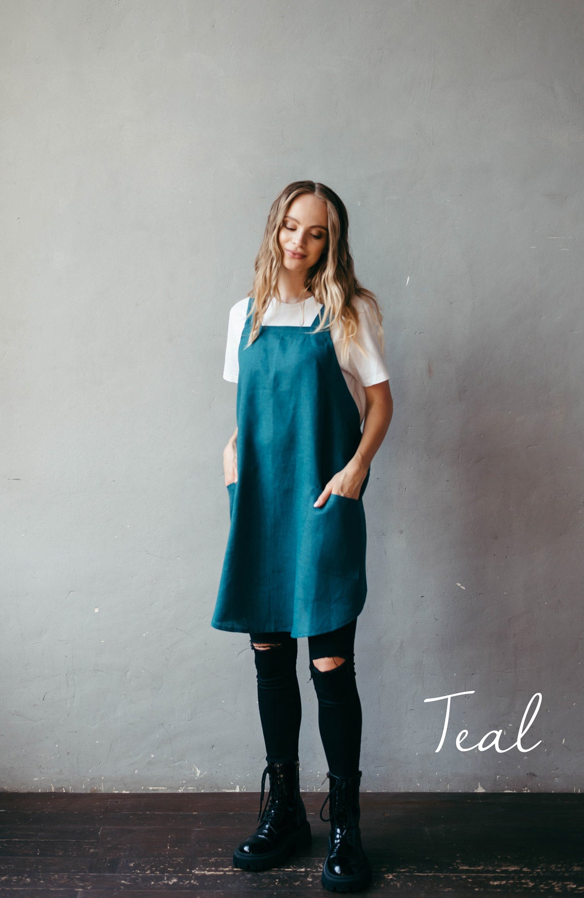 Khaki Short Linen Crossover Pinafore Apron